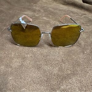 Women’s Large Frame  Sunglasses Privé Revaux Tinted Lenses Polarized